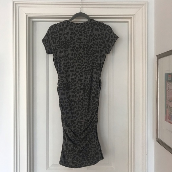 SUNDRY Leopard Print Ruched Dress in Charcoal - Picture 5 of 8